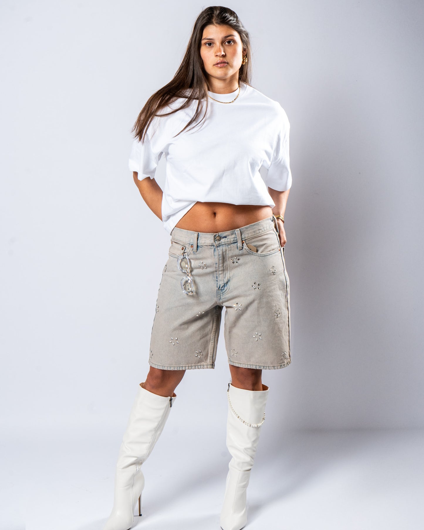 NEW LEVI’s SHORT RHINESTONE ( UNISEX)