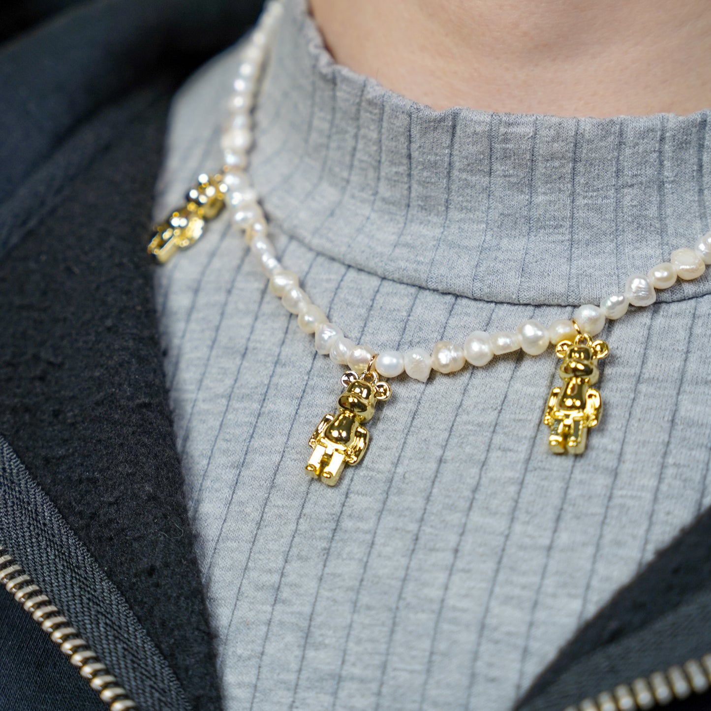 Bearbrick necklace gold