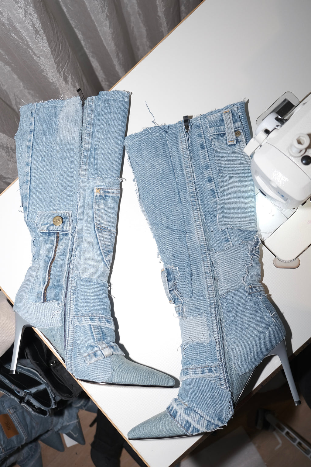BLUE DENIM 40.5 (Pre made)