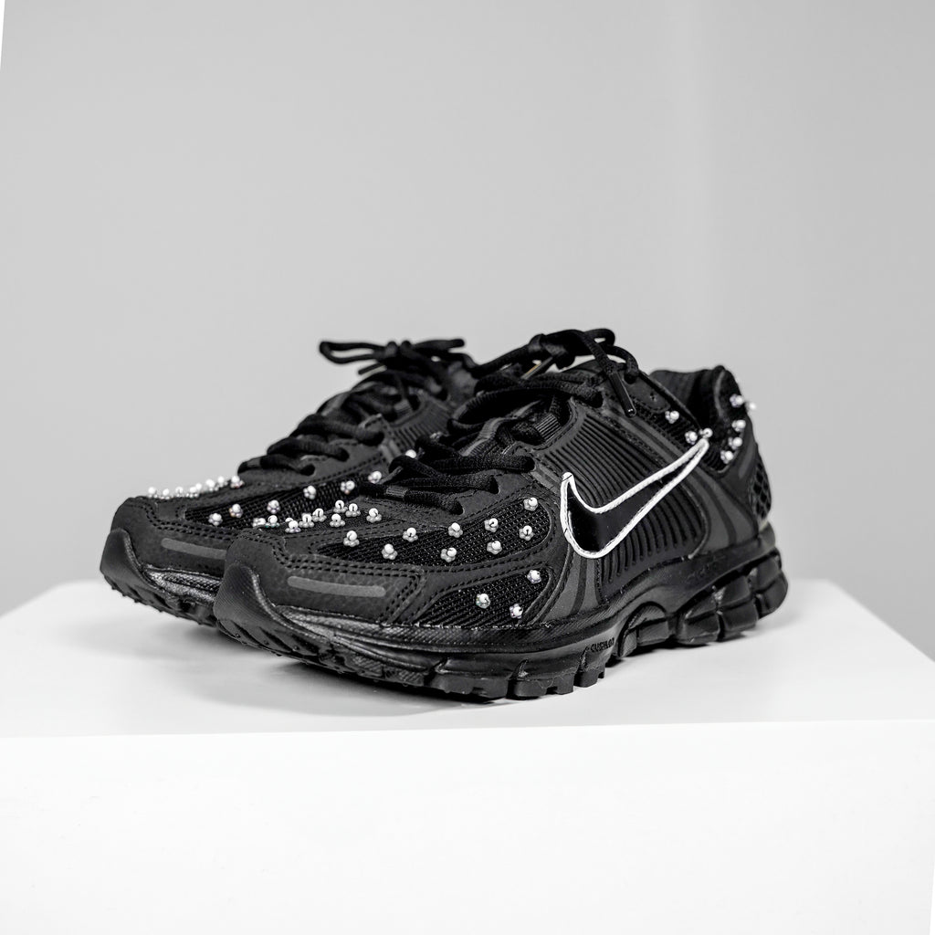 Vomero 5 black flower custom 40.5
