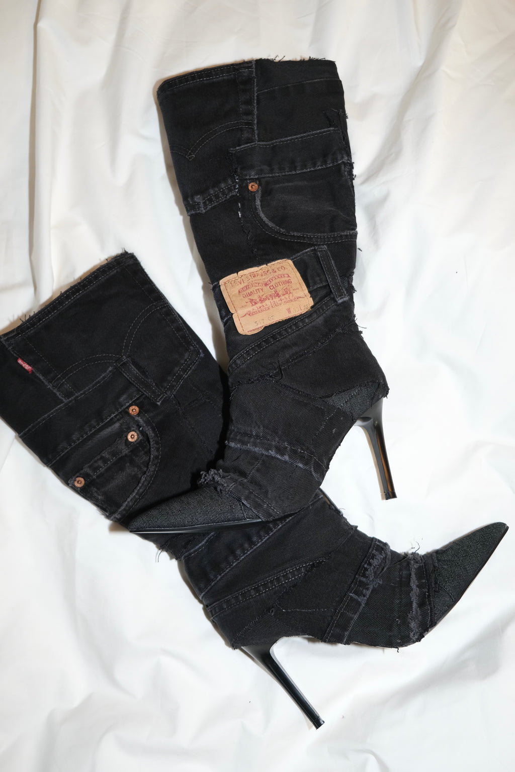 BLACK DENIM 38