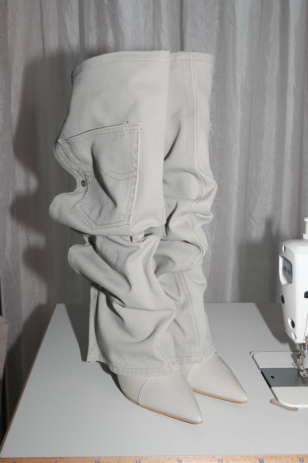 BONE button up boots EU39/UK6/US8.5 (Pre made)
