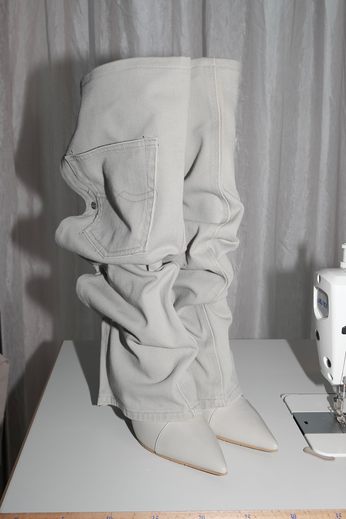 BONE button up boots EU39/UK6/US8.5 (Pre made)