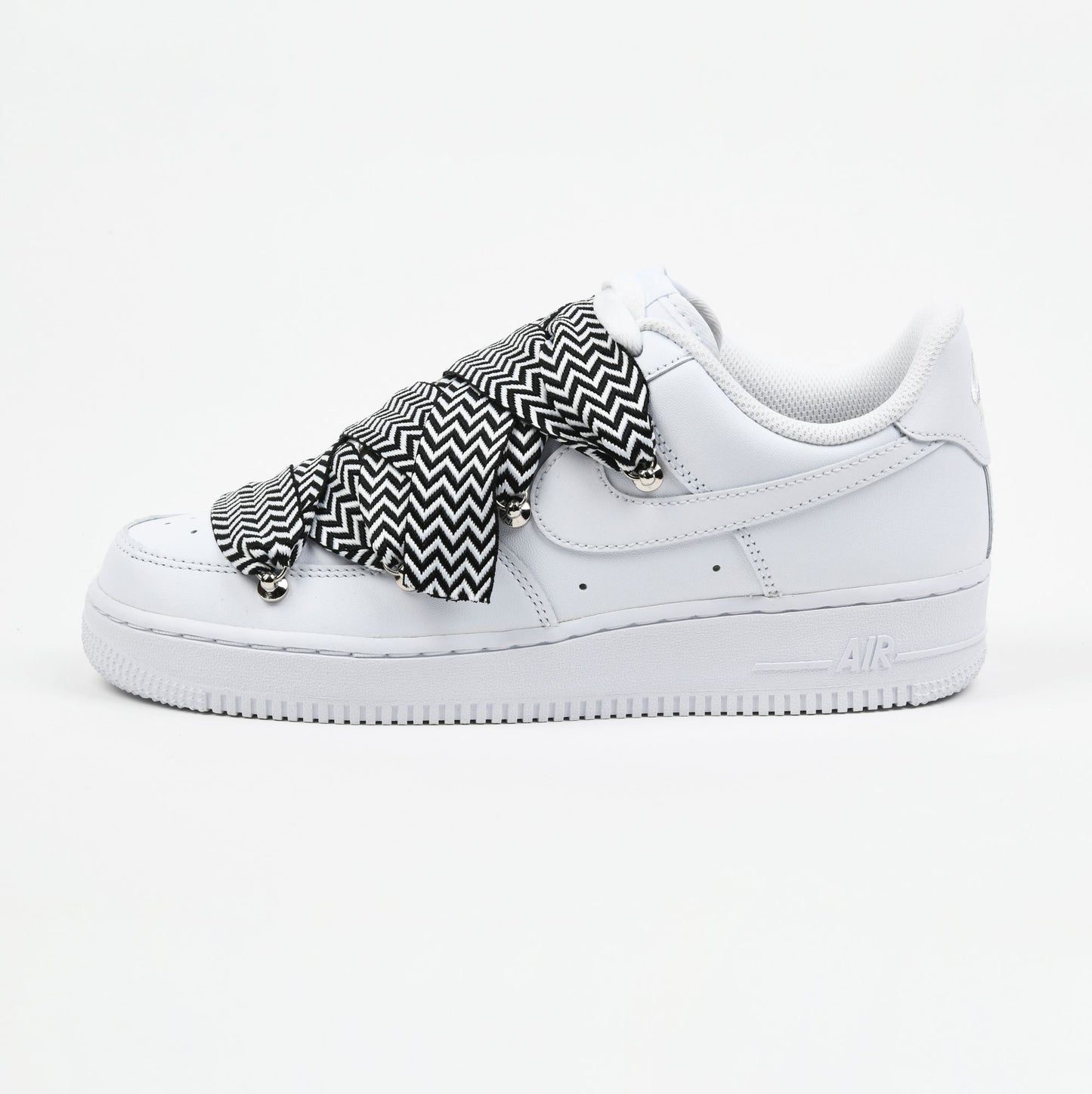 Wide lace AF1 BLACK/WHITE